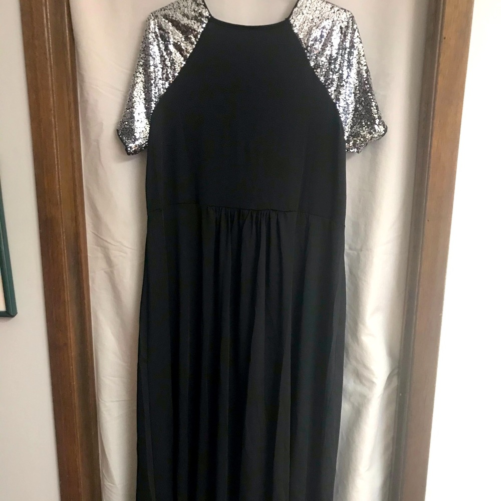 Gorgeous Black Dress by RoseGal sz 22 tags attach